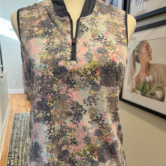 Women's Tee Tome Sleeveless Mock Neck Golf/Tennis Top - Picture 2 of 8